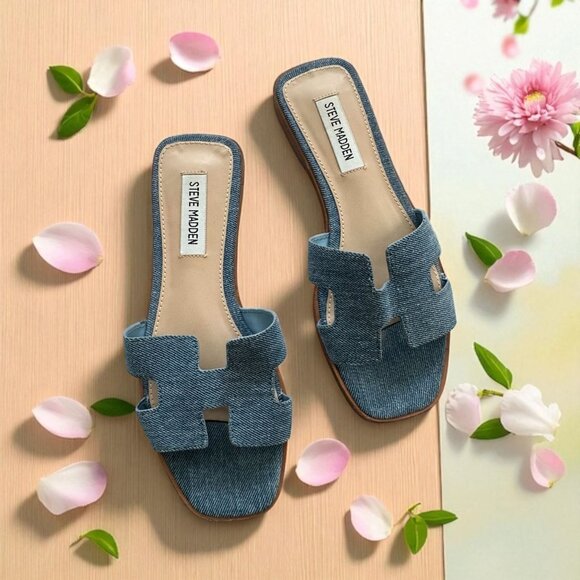 STEVE MADDEN Women's Denim Blue Flat Sandals Size 7.5 - Picture 1 of 5